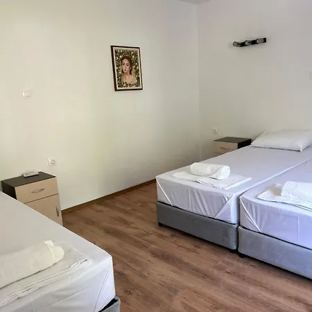 Hotel морска база даскалов # Daskalov Seaside Saints Constantine and Helena