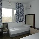 морска база даскалов # Daskalov Seaside Hotel Saints Constantine and Helena
