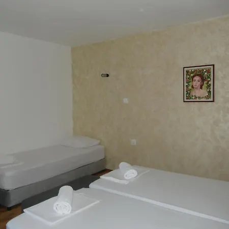 Hotel морска база даскалов # Daskalov Seaside Saints Constantine and Helena